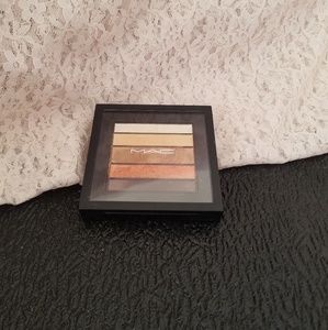 MAC AMBERLUXE EYESHADOW